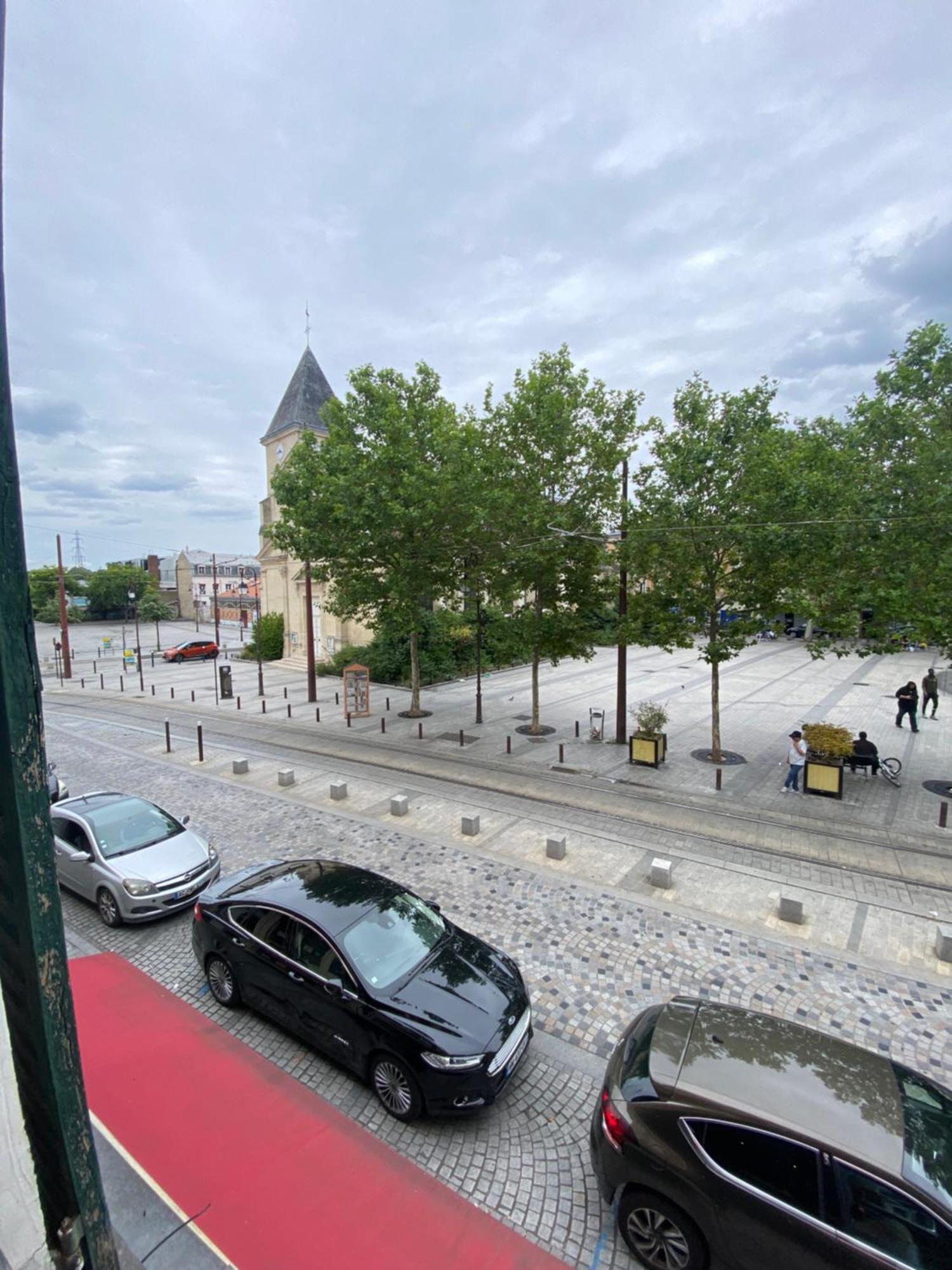 Balcon De Paris Appartement Gennevilliers Buitenkant foto